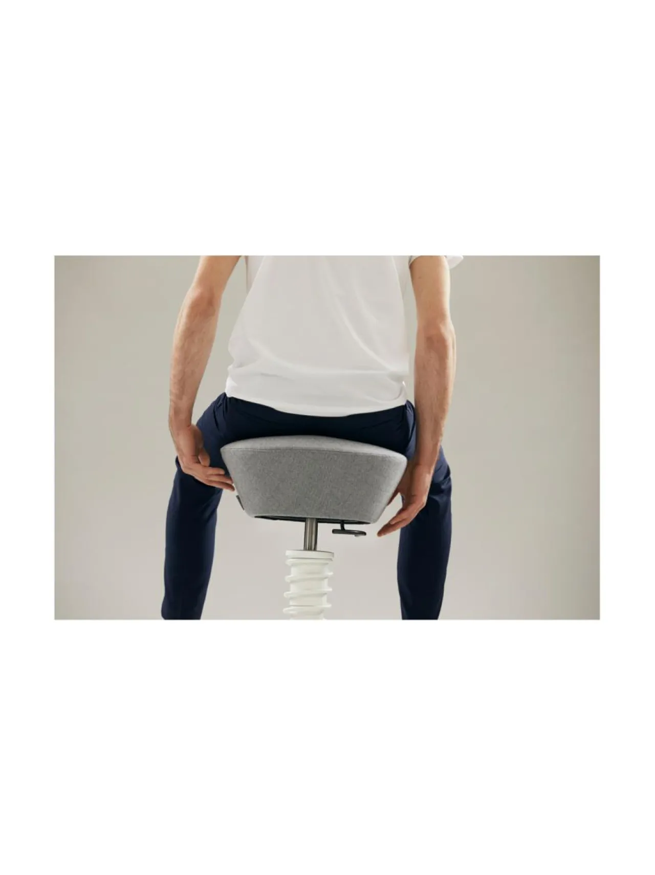 Tuolit & Jakkarat|Aeris Swopper, vihreä villakangas