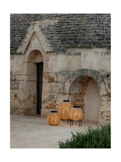 Puutarhavalaisimet & Lyhdyt|Vincent Sheppard Aurinkokennovalaisin Tika 69 cm, teräsjalka, Camel