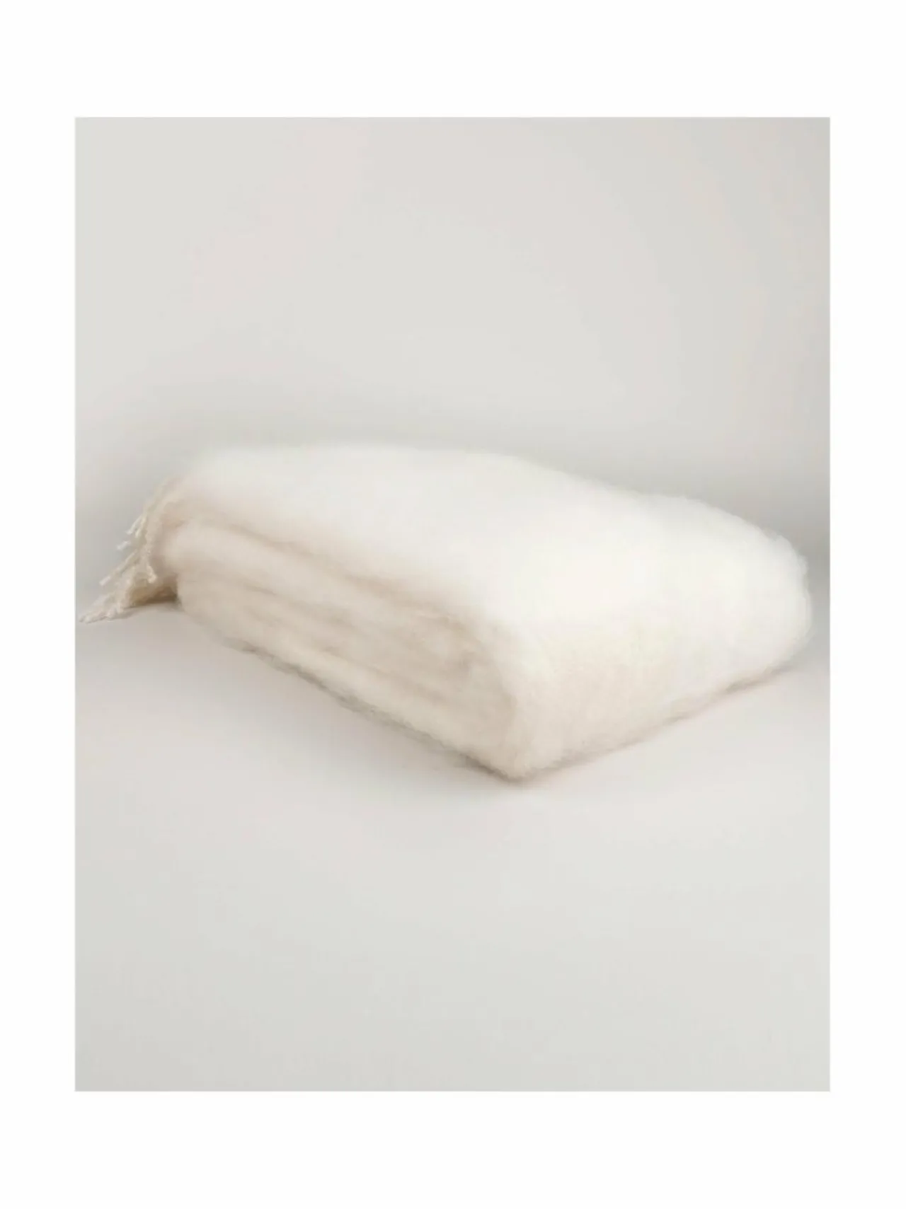 Huovat & Päiväpeitot|Balmuir Aurora-mohairhuopa 115 x 180 cm 116 SNOW WHITE