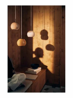 Kattovalaisimet|Frandsen Ball-lasinen riippuvalaisin Ø 18 cm CAPPUCCINO