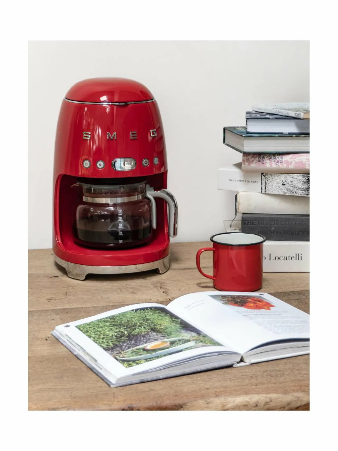 Kahvin- & Vedenkeittimet|Smeg DCF02RDEU-kahvinkeitin RED