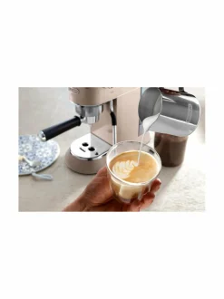 Kahvin- & Vedenkeittimet|Delonghi Dedica Arte -espressokeitin BEIGE, STEEL