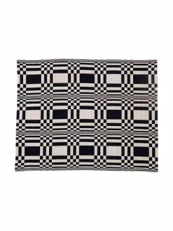 Sisustustyynyt|Johanna Gullichsen Doris-tabletti 36 x 47 cm BLACK