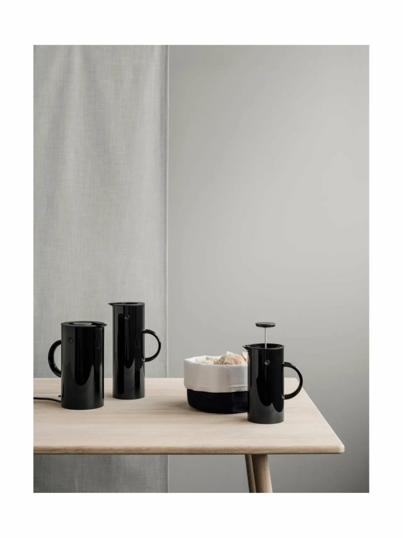 Tee, Kahvi & Vesi|Stelton EM77-vedenkeitin 1,5 l BLACK