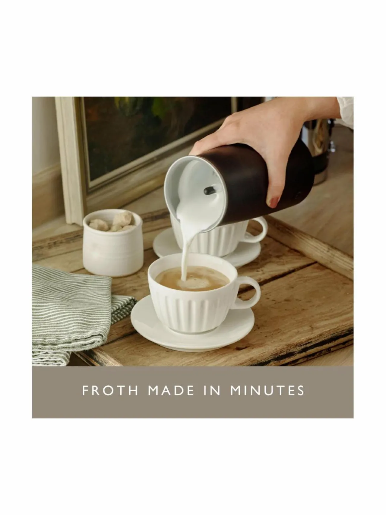 Kahvin- & Vedenkeittimet|Dualit Handheld Milk Frother -maidonvaahdotin 340 ml BLACK
