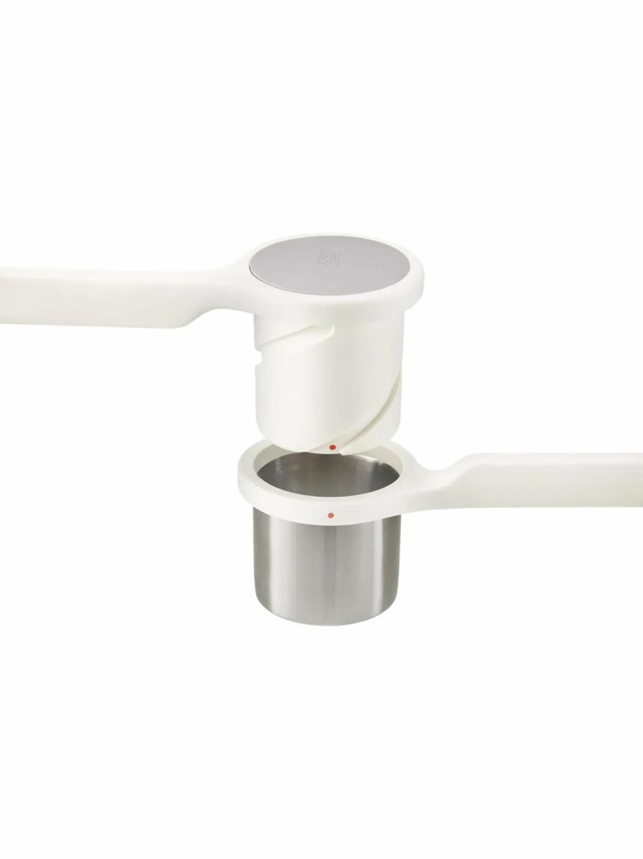 Keittiötarvikkeet|Joseph Joseph Helix-perunapuristin VALKOINEN