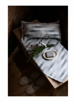 Sauna|Lapuan Kankurit Hohto-saunatyyny pellava-puuvillasekoitteesta 20 x 46 cm 9 WHITE-GREY