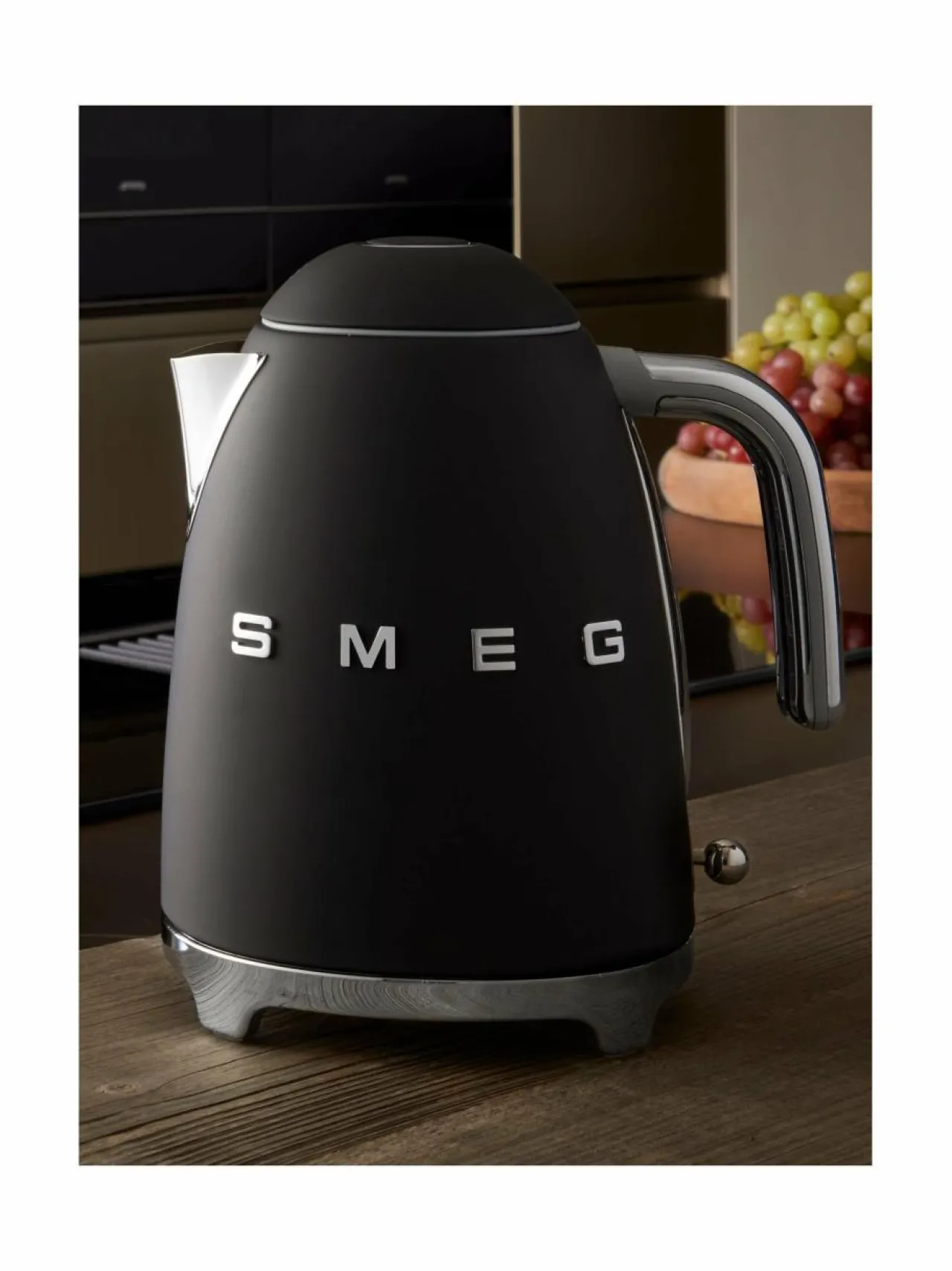 Kahvin- & Vedenkeittimet|Smeg KLF03BLMEU-vedenkeitin 1,7 l MATT BLACK