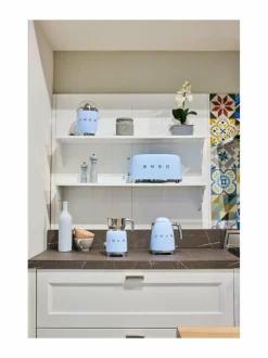 Kahvin- & Vedenkeittimet|Smeg KLF03PBEU-vedenkeitin 1,7 l BLUE