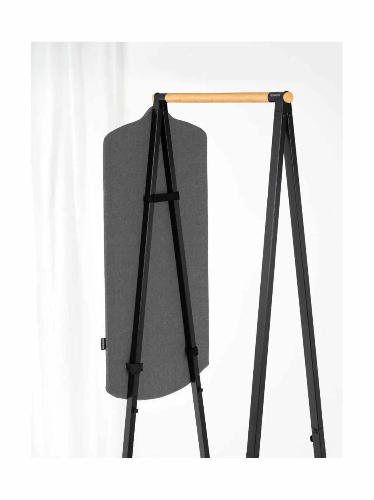 Pyykkihuolto|Brabantia Linn Steam Board -höyrytyslauta PEPPER BLACK