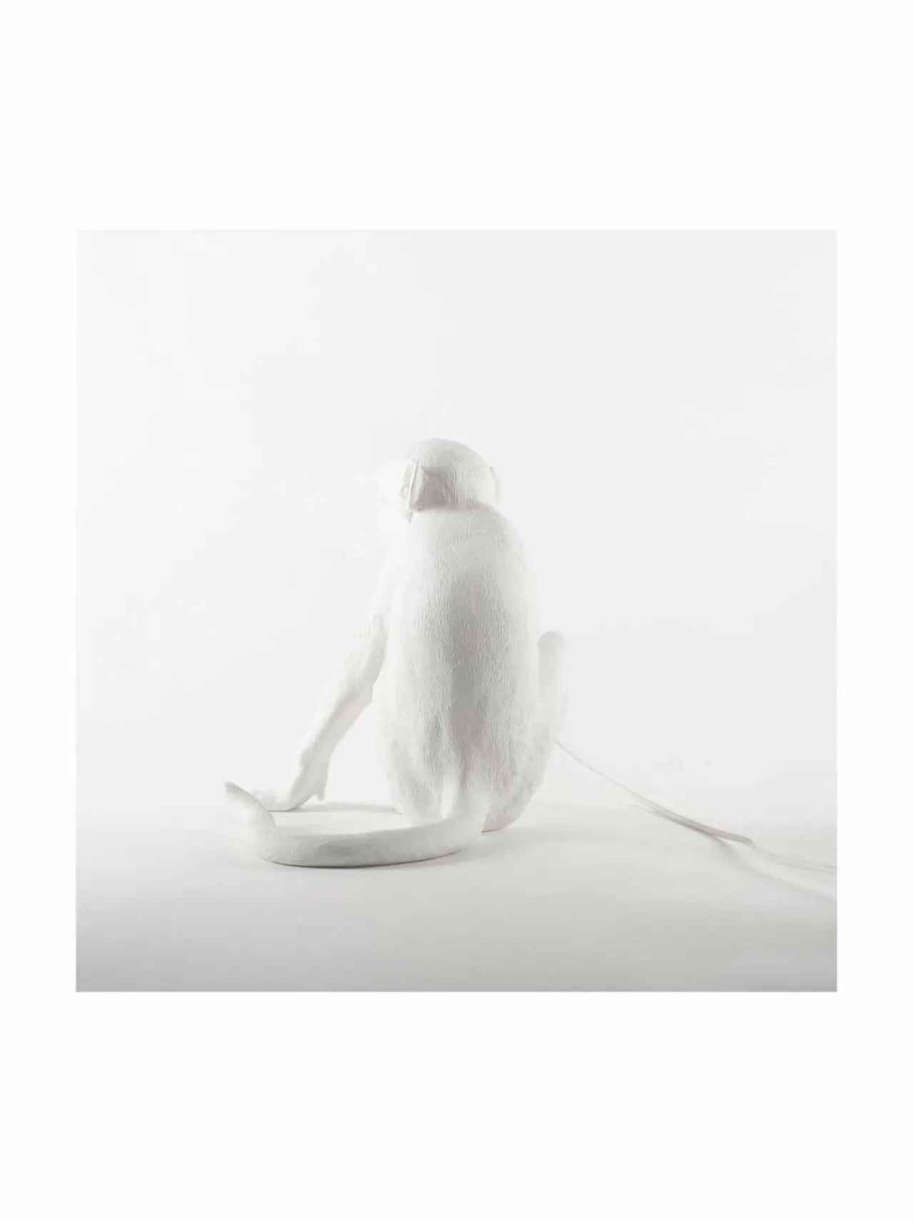 Pöytävalaisimet|Seletti Monkey Lamp Sitting -pöytävalaisin, 32 x 34 x 30 cm VALKOINEN