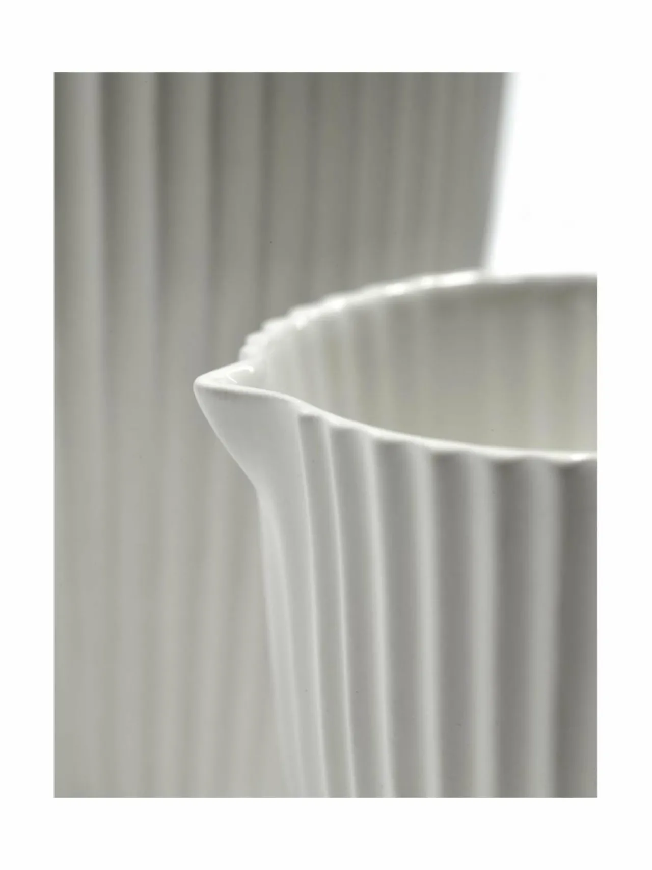 Tarjoiluastiat|Serax Nido S -kaadin WHITE