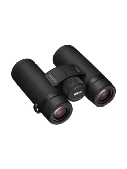Kamerat|Nikon Monarch M7 8x30 -kiikarit