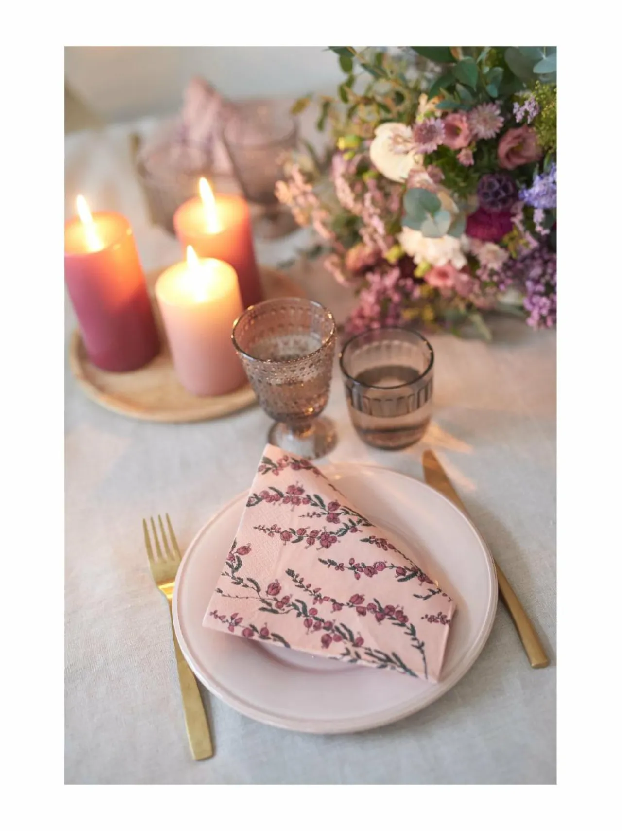 Keittiö- & Kattaustekstiilit|Havi Nuppu Kanerva -lautasliinat 20 kpl PINK