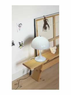 Pöytävalaisimet|Louis Poulsen Panthella 250 -pöytävalaisin 33,5 x 25 x 25 cm PALE BLUE ACRYL