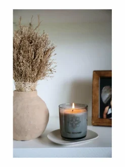 Huonetuoksut & Tuoksukynttilät|Max Benjamin Pepper -luksuskynttilä kannella 210 g PINK