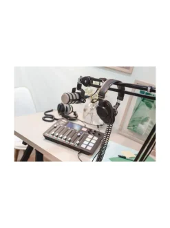 Kamerat|Rode PodMic -mikrofoni