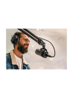 Kamerat|Rode PodMic -mikrofoni