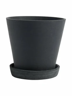 Ruukut & Istutusastiat|HAY Ruukku ja aluslautanen L ø 17,5 cm MUSTA