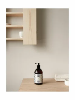 Pyykkihuolto|Sees x Johanna Gullichsen Hand Wash -käsisaippua