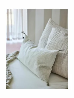 Sisustustyynyt|Himla Sunshine-pellavatyynynpäällinen tasseleilla 30 x 60 cm 04 OATMEAL