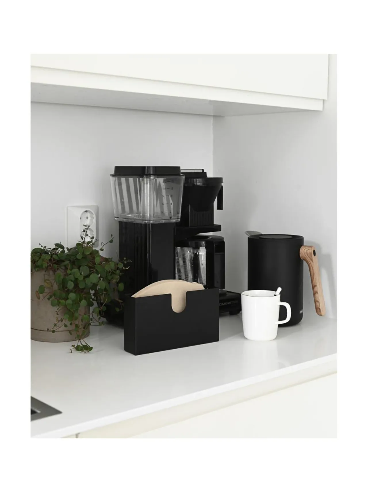 Keittiötarvikkeet|MIIKO Suodatinpussiteline MUSTA