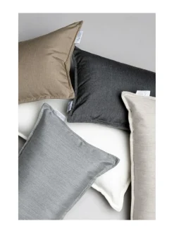 Säkkituolit|Nordic Swan Living Syli- säänkestävä sisustustyyny TUMMANHARMAA