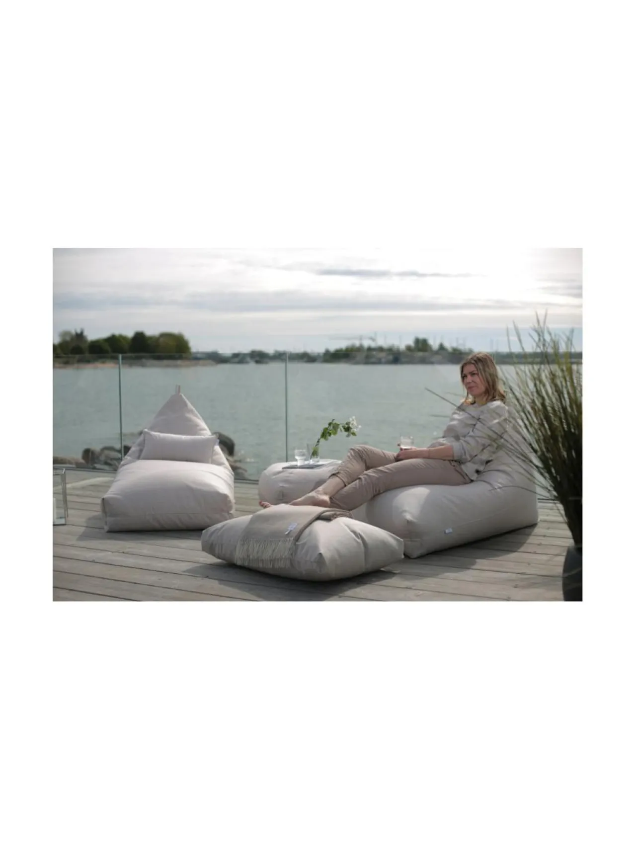 Tuolit & Jakkarat|Nordic Swan Living Syli- säänkestävä säkkituoli HIEKKA