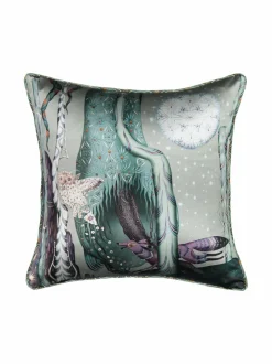 Sisustustyynyt|Klaus Haapaniemi & Co Tigerwoods Owl -silkkityynynpäällinen 50 x 50 cm LIGHT GREEN