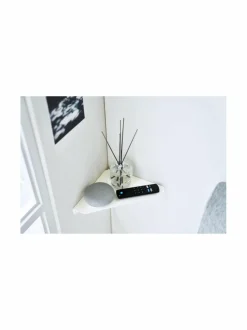 Säilytys|Yamazaki Tower- metallinen kulmahylly 22 x 22 x 3,3 cm WHITE