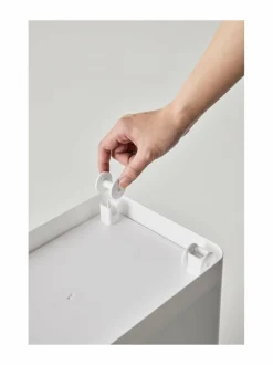 Säilytys|Yamazaki Tower-lemmikinruokalaatikko 25 l WHITE