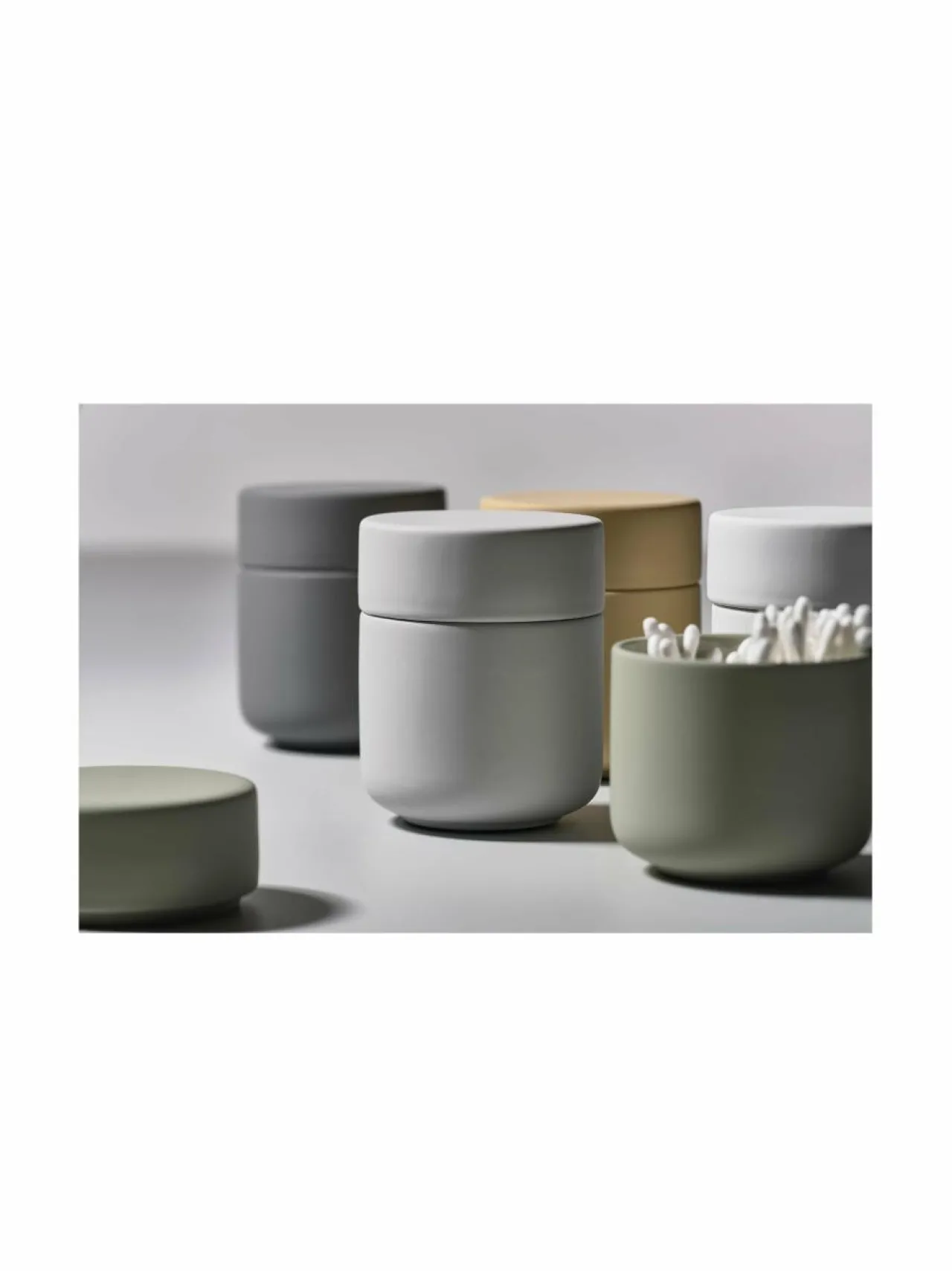 Kylpyhuonetarvikkeet|Zone Denmark Ume - kannellinen purkki WHITE