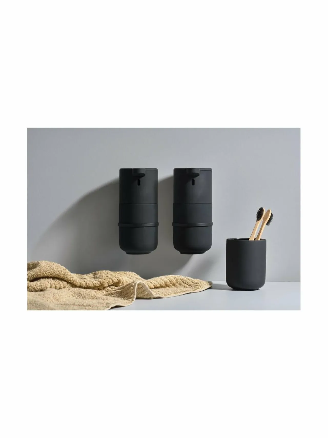 Kylpyhuonetarvikkeet|Zone Denmark Ume-hammasharjamuki BLACK