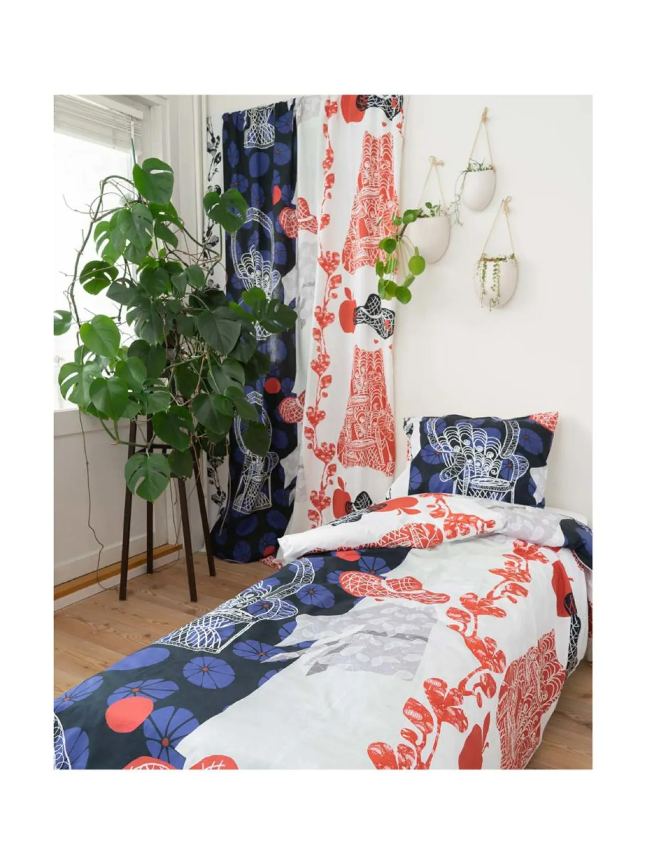 Valmisverhot|Vilpola Valmisverho Puutarhurit PUNAINEN