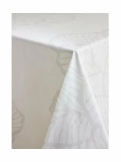 Huovat & Päiväpeitot|Pentik Valo-pöytäliina puuvillasatiinista 145 x 250 cm WHITE