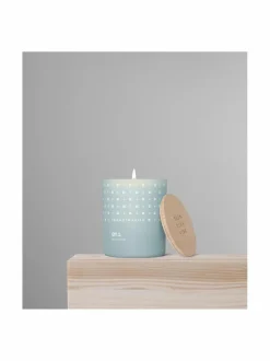 Kynttilät & Lyhdyt|Skandinavisk ØY-tuoksukynttilä 200 g POWDER BLUE